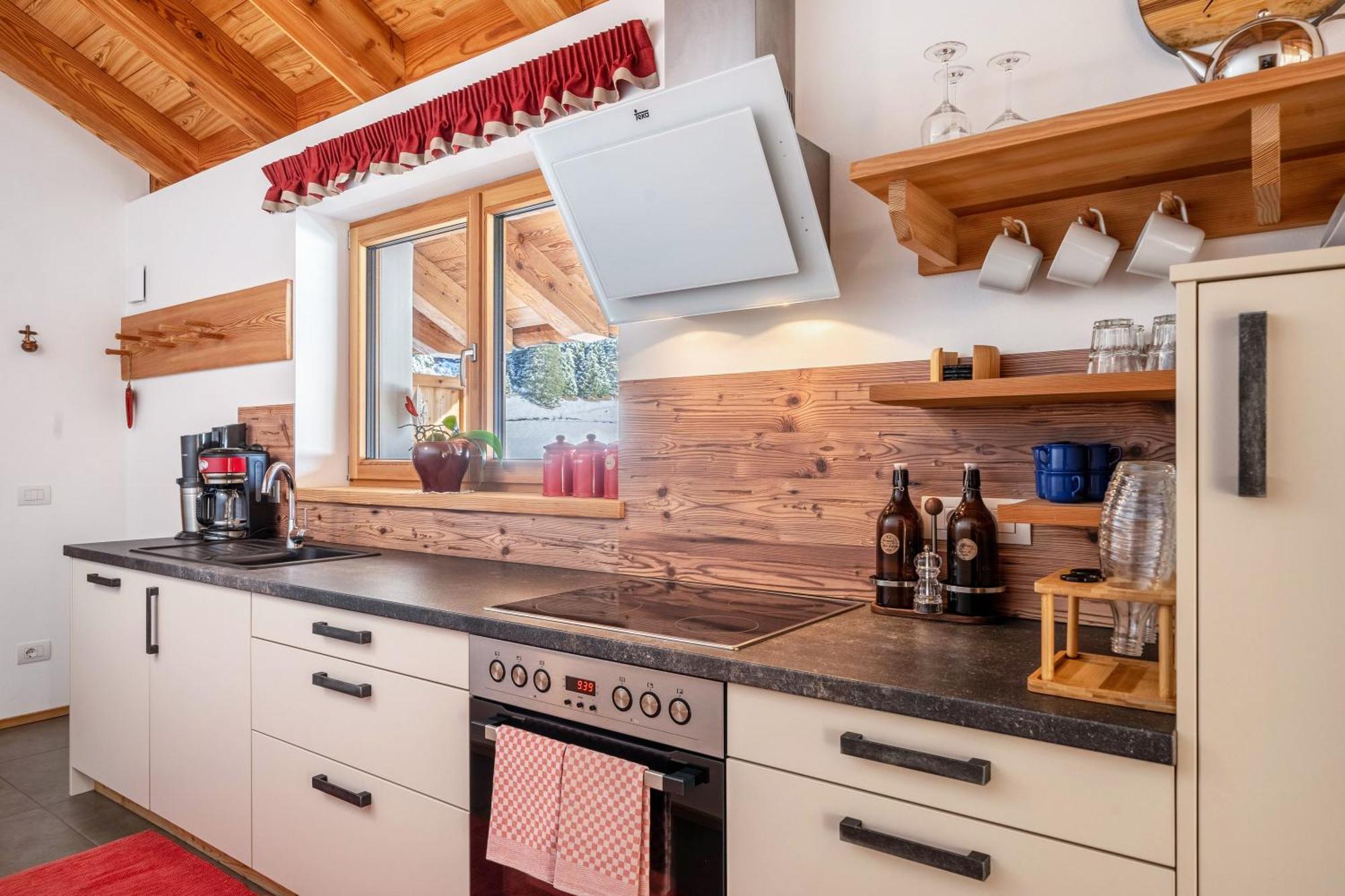 Ferienhaus Larch Soge Apt Karin Racines Exterior foto